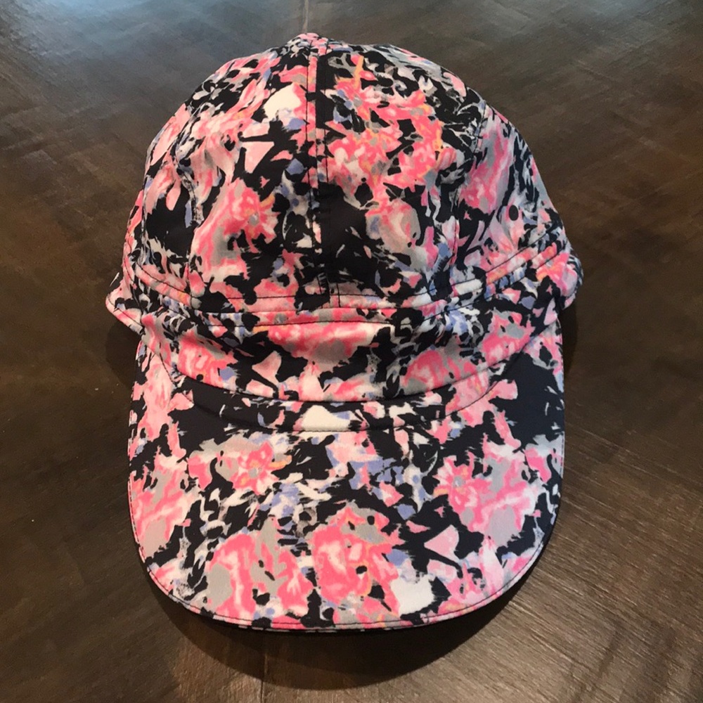 Lululemon Athletica running hat